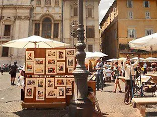 Navona Konukevi